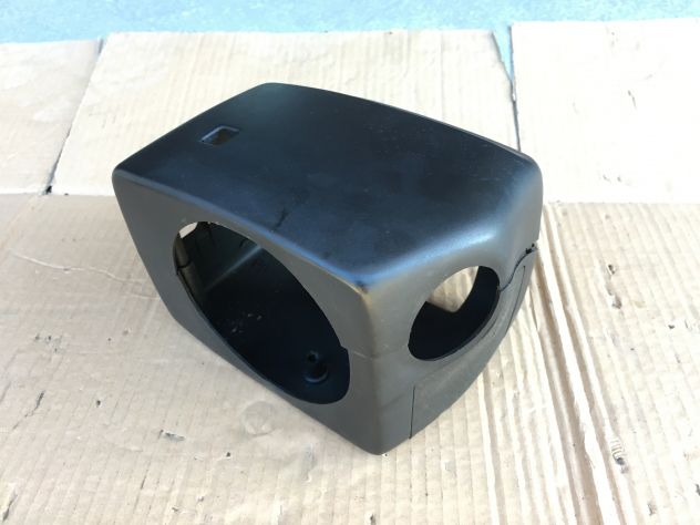 Plastica / Calotta rivestimento piantone sterzo JEEP Cherokee XJ 1996