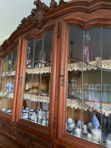 Credenza