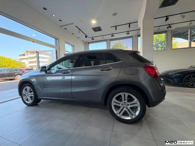 MERCEDES - Classe GLA - GLA 200 d Automatic Enduro - Foto 6