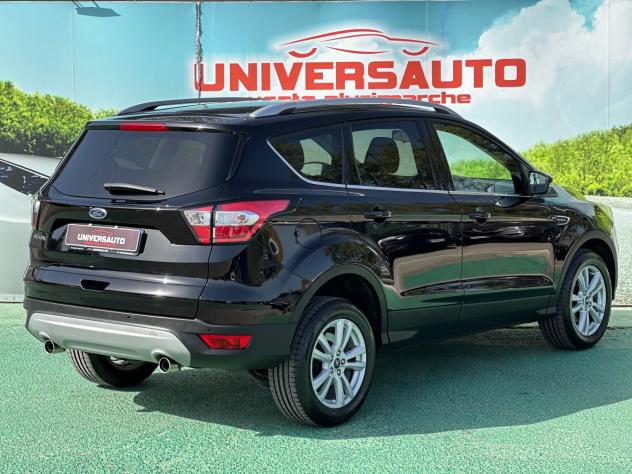 Ford Kuga 1.5 TDCI 120cv Business 2019 - Foto 3