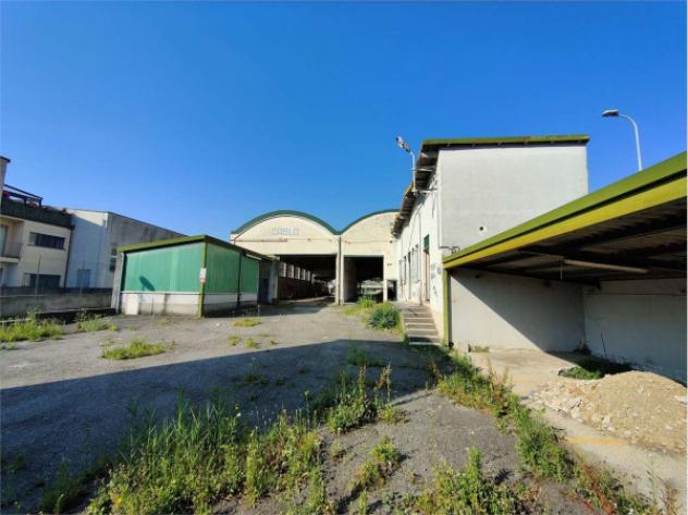 Immobile di 700 m² con 3 locali in vendita a Valgreghentino - Foto 4