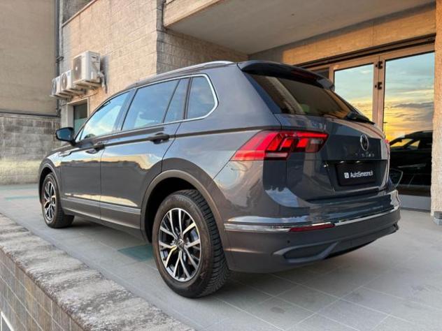 VOLKSWAGEN Tiguan 2.0 TDI 150 CV SCR DSG Life rif. 23823864 - Foto 7