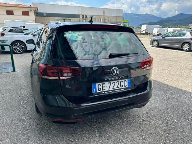 VOLKSWAGEN Passat Variant 2.0 TDI SCR EVO DSG Business rif. 23883769 - Foto 6