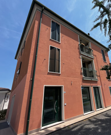 Ufficio ristrutturato fronte strada - Foto 10