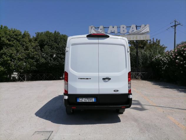 Ford Transit 350 fwd 2.0 ecoblue 130cv trend L2H2 - Foto 4