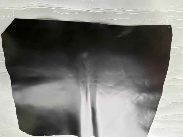 Scampolo pelle vitello abrasivato nero – M11 - Foto 5