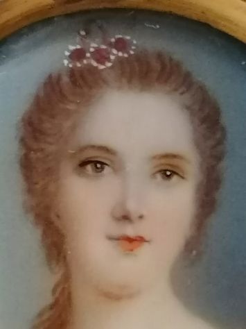 SQUISITA MINIATURA RITRATTO DI DAMA FIRMATA DA GIOVANNI BASILE ROI (1866-1921). - Foto 6