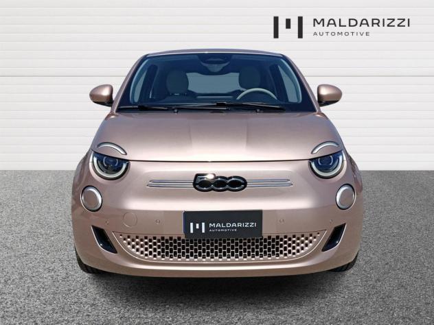 FIAT 500 LA NUOVA E 500e Berlina 500e - La Prima 320 Berlina - Foto 2