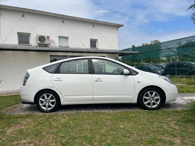 Toyota Prius 1.5 Hybrid- RISERVATA A COMMERCIANTI D’AUTO - Foto 3