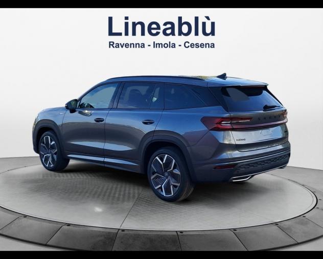Škoda Kodiaq Sportline Be More 7 posti 1,5 TSI Hybrid 110 kW (150 CV) 7 marce - DSG - Foto 6