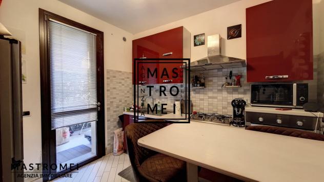 VILLA A SCHIERA di 7 vani e di 120 mq (PESCIA) rif. 3452 - Foto 9