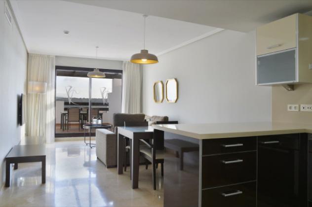 Appartamento di 120 m² con 4 locali e box auto in vendita a Estepona - Foto 2