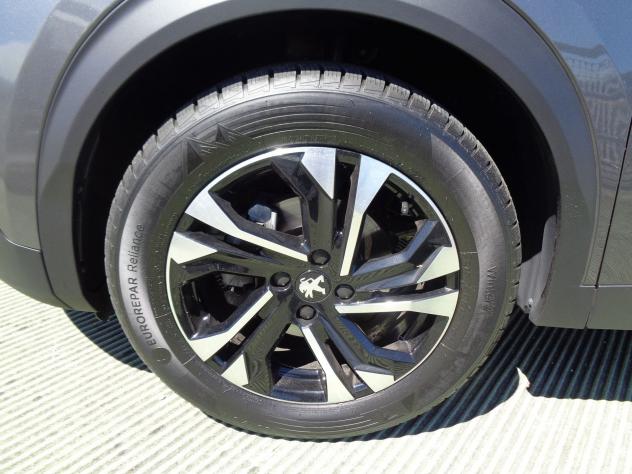 Peugeot 2008 2008 1.2 puretech Allure Pack s&s 130cv eat8 - Foto 6
