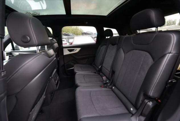 AUDI Q7 SUV 50 TDI quattro S line7/Posti MY2025 Tetto Ap. rif. 21828149 - Foto 9