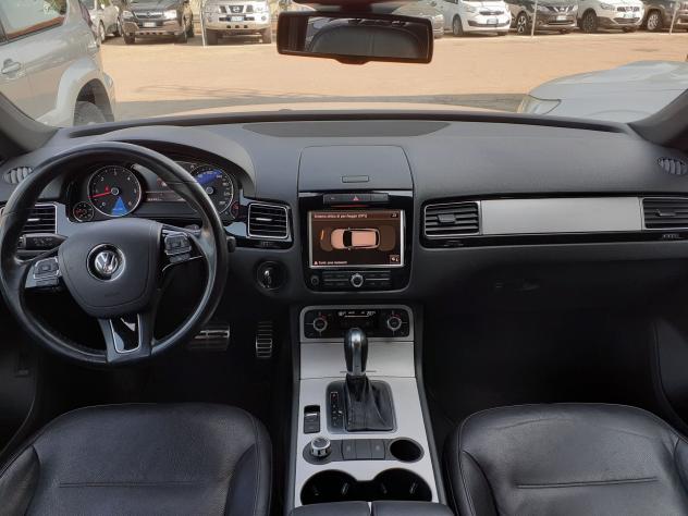 Volkswagen Touareg 3.0 TDI tiptronic Executive-GARANZIA-1°PROP - Foto 9