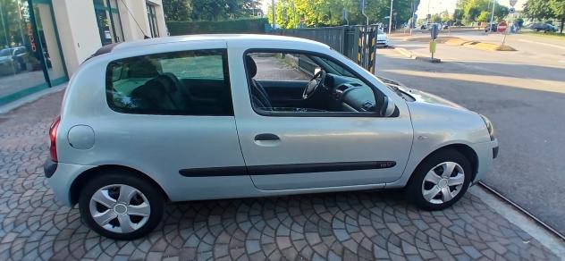 Renault Clio 1.1 benzina neopatentati - Foto 5
