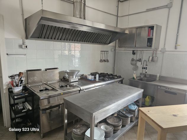 VENDITA COMPLETA ATTREZZATURE E ARREDO RISTORANTE PIZZERIA - OCCASIONE - Foto 4