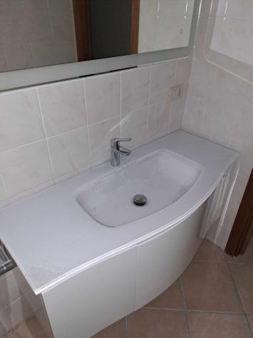 Piazza Napoli moderno ristrutturato climatizzato cabina armadio e box auto - Foto 12
