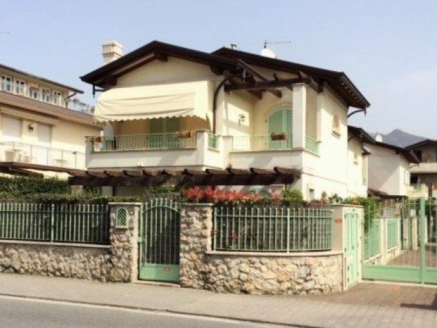 Villetta bifamiliare in affitto a Cinquale - Montignoso 190 mq Rif: 613622 - Foto 2
