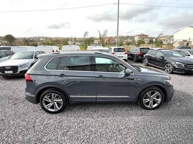 VOLKSWAGEN Tiguan 2.0TDI R-LINE FULL LED NAVI AID ACTIVE INFO DISPLAY PELLE RETROCAMERA - Foto 7
