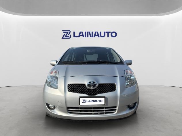 Toyota Yaris Yaris 5p 1.3 - Foto 2