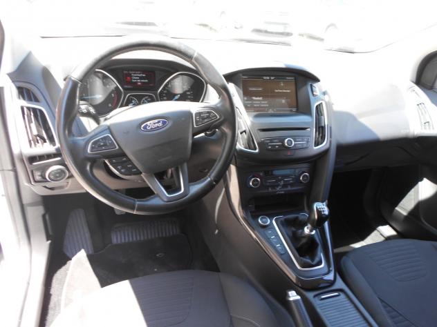 Ford Focus 1.5 TDCi 120 CV Start&Stop SW Titanium - Foto 10