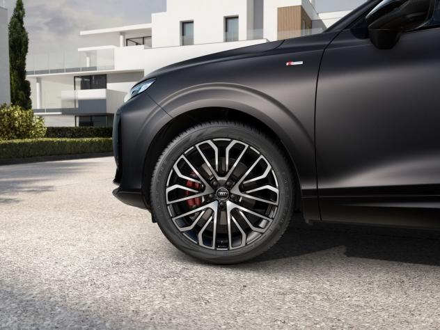 Audi Q3 Sportback TFSI 204 cv quattro S tronic S Line Edition Tech PRO/Alcantara con cuciture rosse/Tetto Panoramico/Cerchi da 20'' Audi Sport/Pacchet - Foto 8