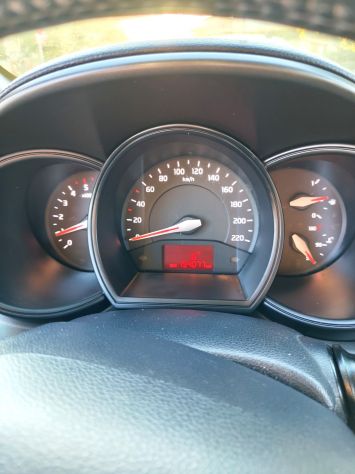 Kia Rio 1.1 CRDi Active 2014 - Foto 9