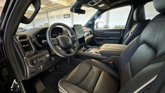 RAM 1500 NEW LIMITED NIGHT 3.0 540CV rif. 21526355 - Foto 8