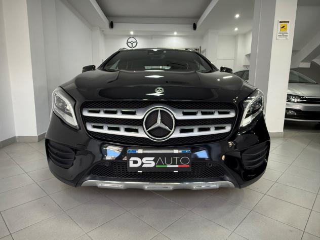 MERCEDES- BENZ GLA 200 D 136CV AMG PREMIUM PLUS 4MATIC - Foto 4