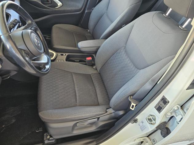 Toyota Yaris 1.5 Hybrid 5 porte Business - Foto 9