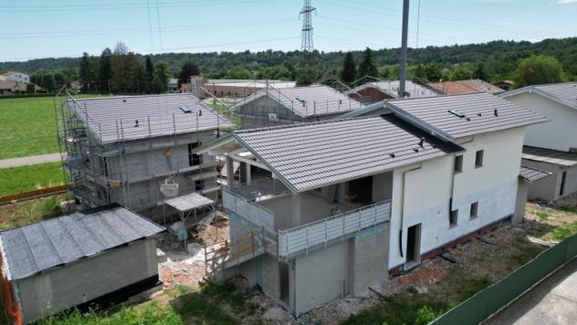 NUOVA COSTRUZIONE – VILLA SINGOLA con AMPIA AUTORIMESSA - Foto 3