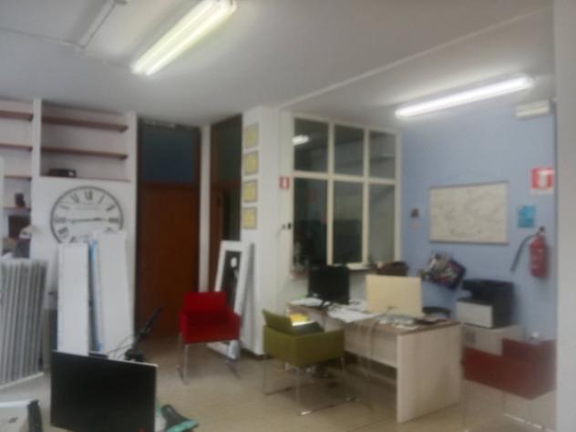 Immobile di 110 m² con 2 locali in affitto a Carpi - Foto 3
