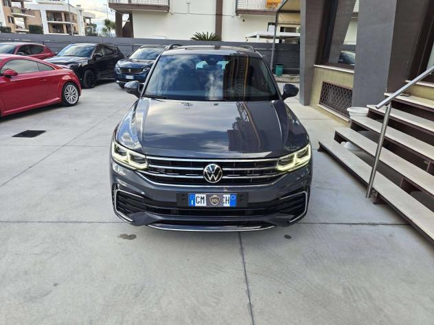 Volkswagen Tiguan 2.0 tdi R-Line 150cv dsg - Foto 3