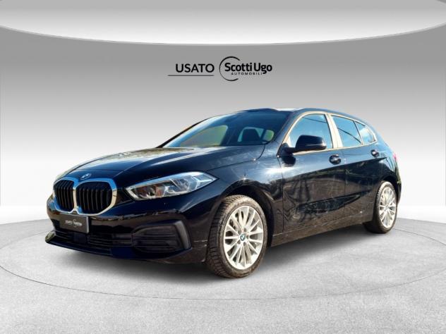 BMW Serie 1 F40 116d Advantage auto