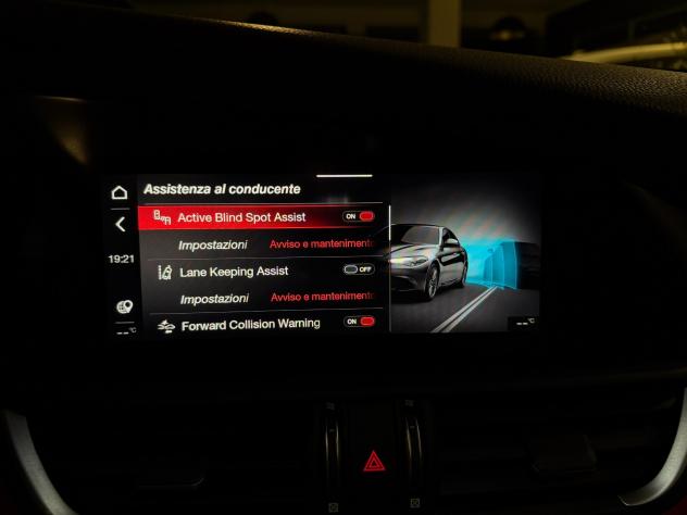ALFA ROMEO GIULIA 2.2 AT8 Q4 VELOCE 2021 - Foto 7