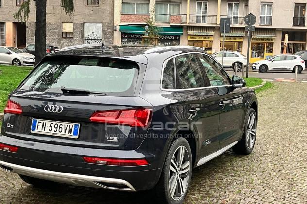 AUDI Q5 2.0 TFSI quattro S tronic Business Sport - Foto 4