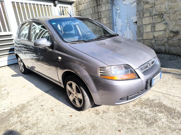 Chevrolet Kalos 1.2 GPL – economica, sincera e senza sorprese - Foto 3