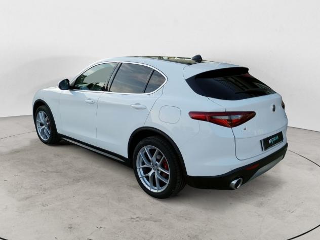 Alfa Romeo Stelvio Stelvio 2.2 Turbodiesel 210 CV AT8 Q4 Executive - Foto 2