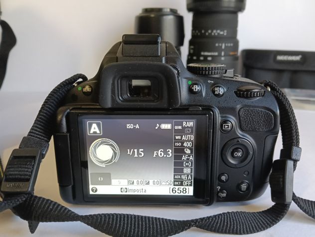 Nikon D5100 con tre obiettivi, filtri e borse. - Foto 7