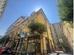 Zona Vestuti - Ampio locale di 42 mq con ben 3 vetrine fronte strada