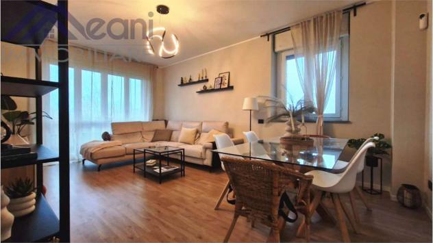180 - STUPENDO 3 LOCALI CON CUCINA ABITABILE E 2 BALCONI!