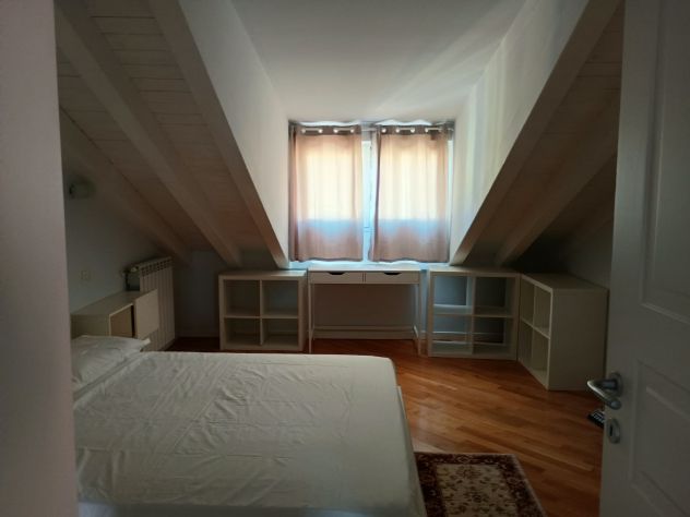 Splendido Trilocale mansardato ristrutturato e arredato - Foto 9