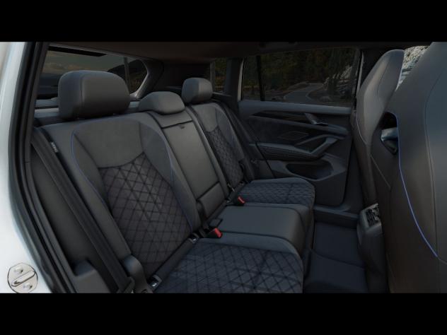Volkswagen Tiguan 1,5 ETSI ACT R-LINE DSG 150 CV MY 26 - Foto 10