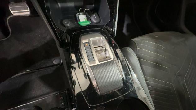 Peugeot 208 Hybrid 145 e-DCS6 GT - Foto 9