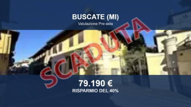 Immobile in asta di 111 m² con più di 5 locali e box auto in vendita a Buscate