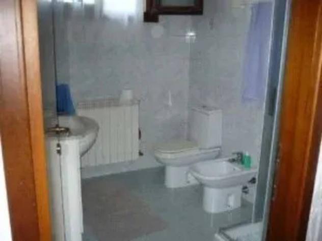 Immobile in asta di 173 m² con più di 5 locali e box auto doppio in vendita a Taglio di Po - Foto 7