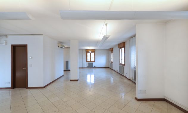 Marghera affittasi ufficio open space - Foto 2