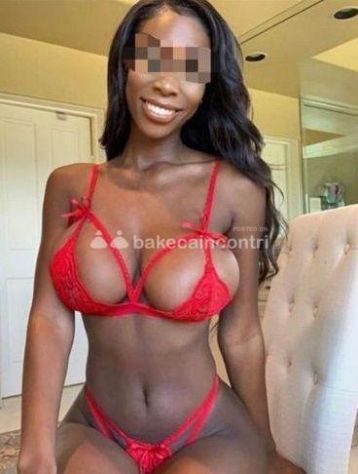SUSY A BOLOGNA MASSAGGIATRICE ESPERTA X MOMENTI DOLCI Tel:3497382605
