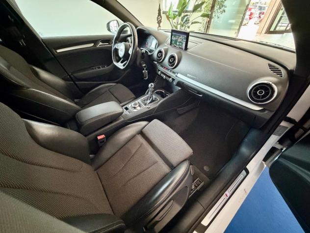 AUDI - A3 - 2.0 TDI S tronic S-Line - Foto 10